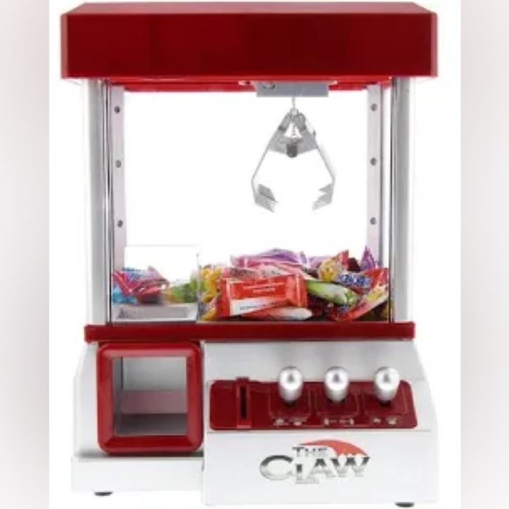 The Claw working claw machine!
